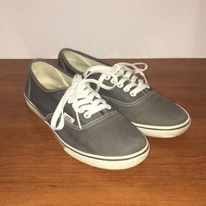 Vans authentic